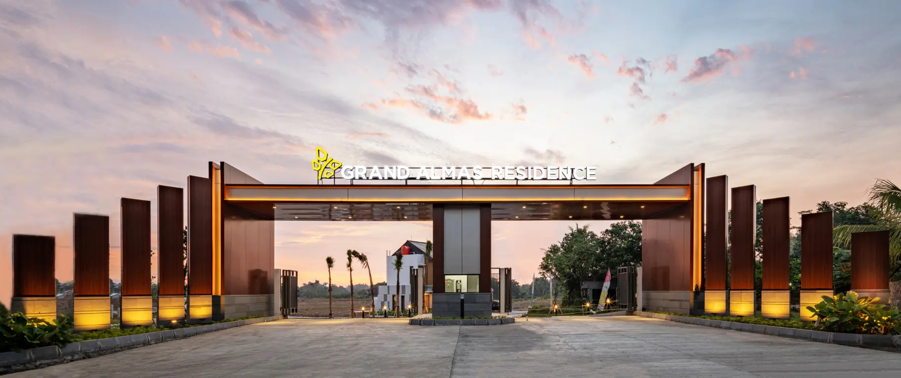 Gerbang Perumahan Grand Almas Residence di Cisoka Tigaraksa